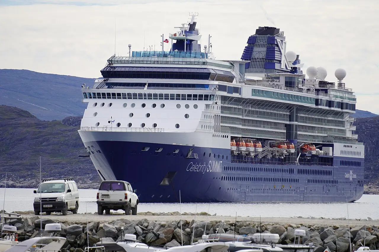 Celebrity Summit
